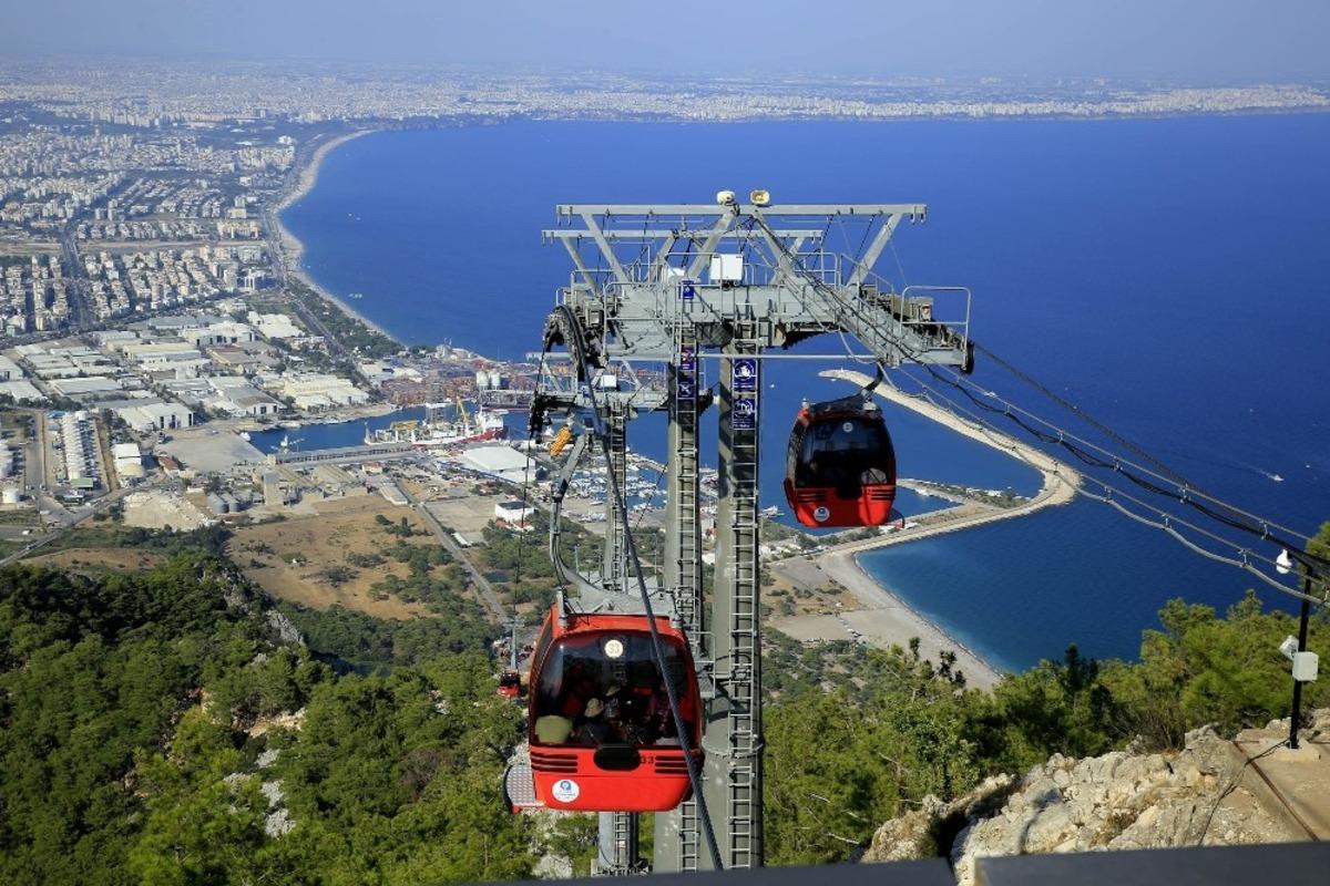 Sarısu Kadınlar plajı , T&uuml;nektepe Teleferik 15 Haziran&rsquo;da a&ccedil;ılacak