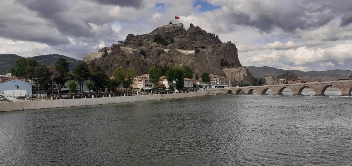 AK Parti &Ccedil;orum Milletvekili Oğuzhan Kaya;