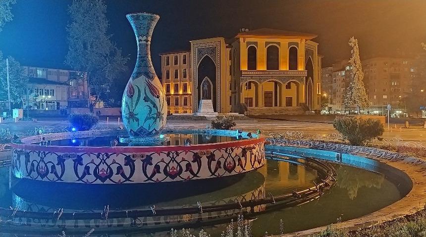 K&uuml;tahya&rsquo;da bir k&ouml;yde karantina sona erdi, bir k&ouml;yde bir hafta uzatıldı