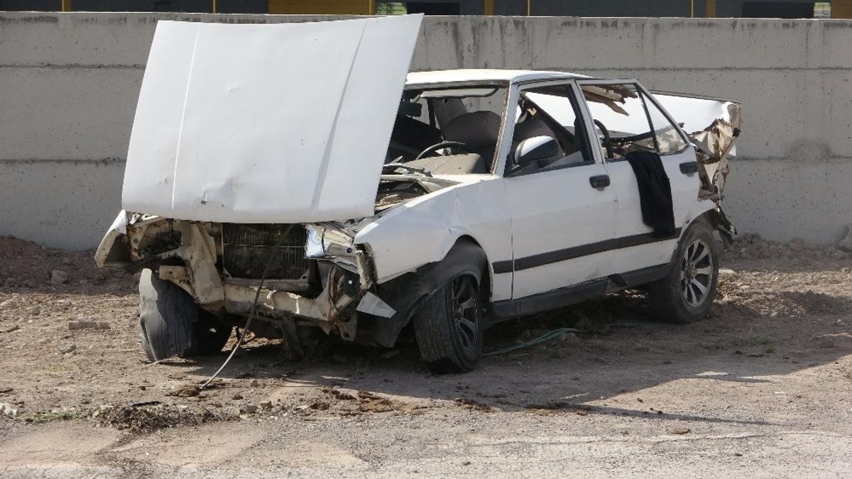 Kayseri&rsquo;de trafik kazası: 2 yaralı