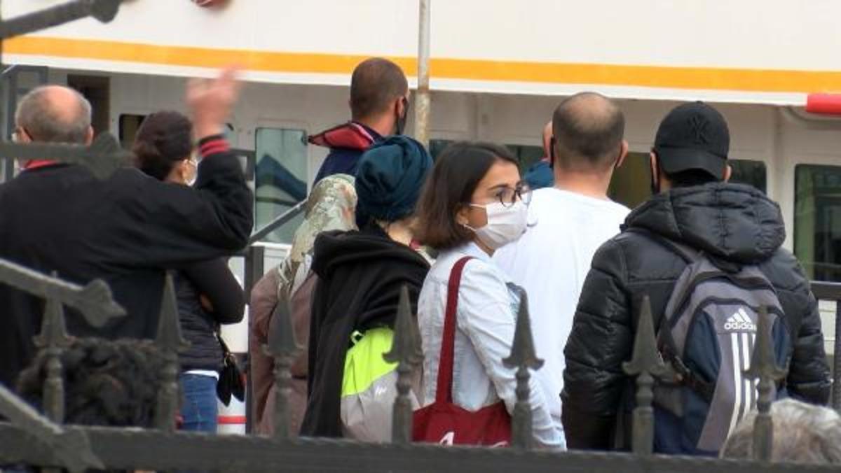 Adalar'a giriş-&ccedil;ıkış kısıtlaması sona erdi