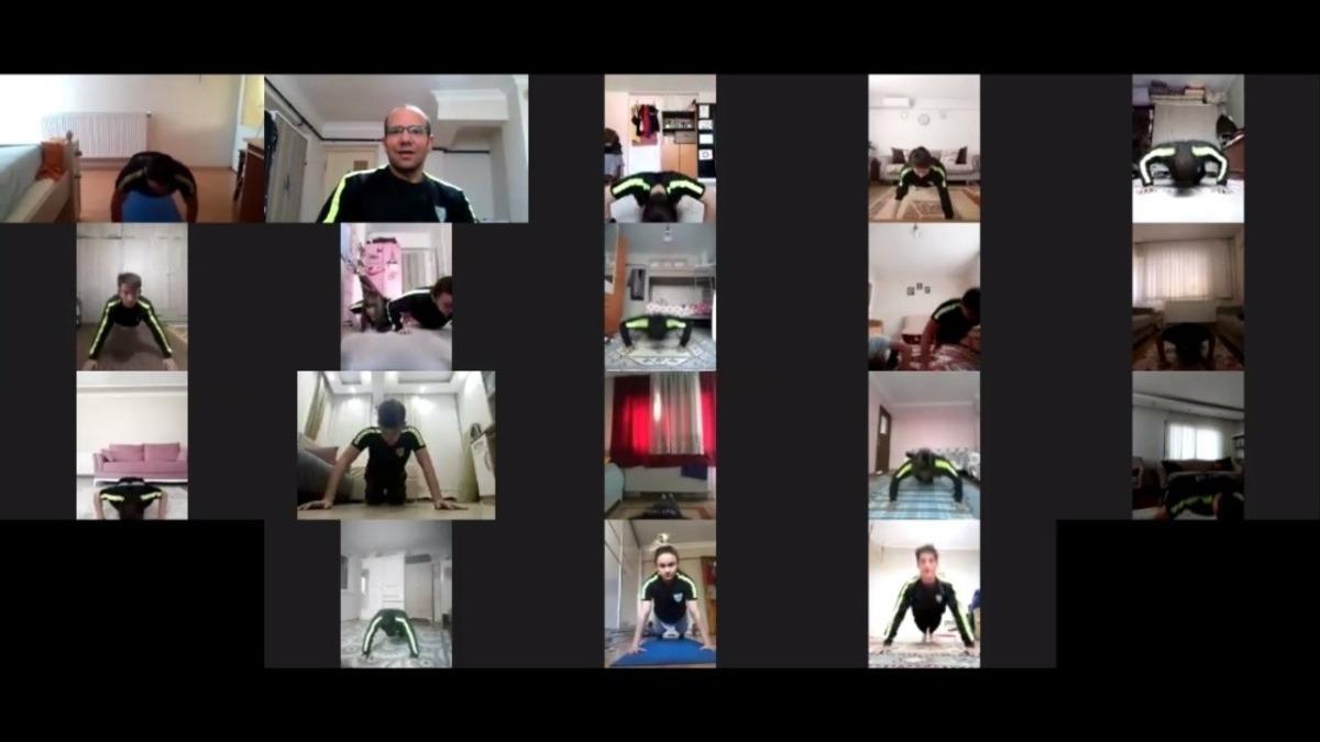 Manisa BBSK&rsquo;lı judocular &ccedil;alışmalarını aksatmıyor