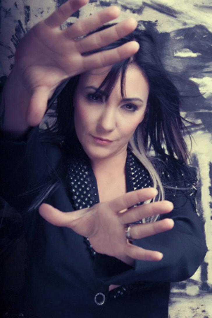 Özlem Tekin'in acı günü G4