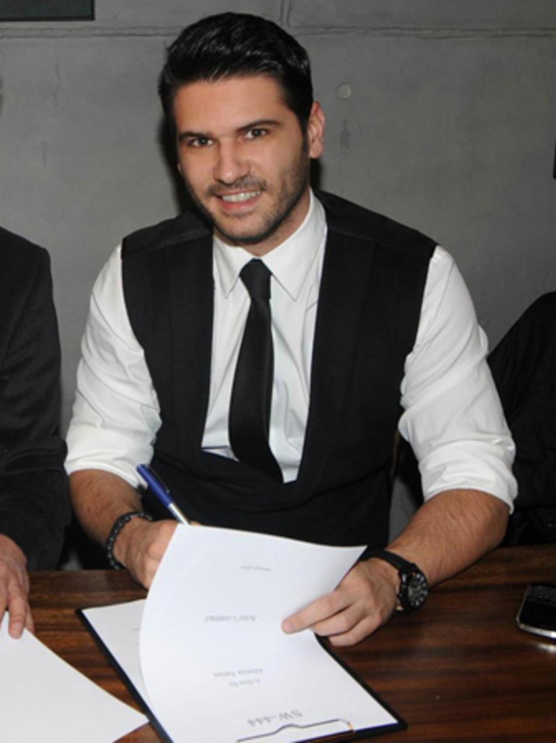 Hayırlı evlat Tolgahan Sayışman