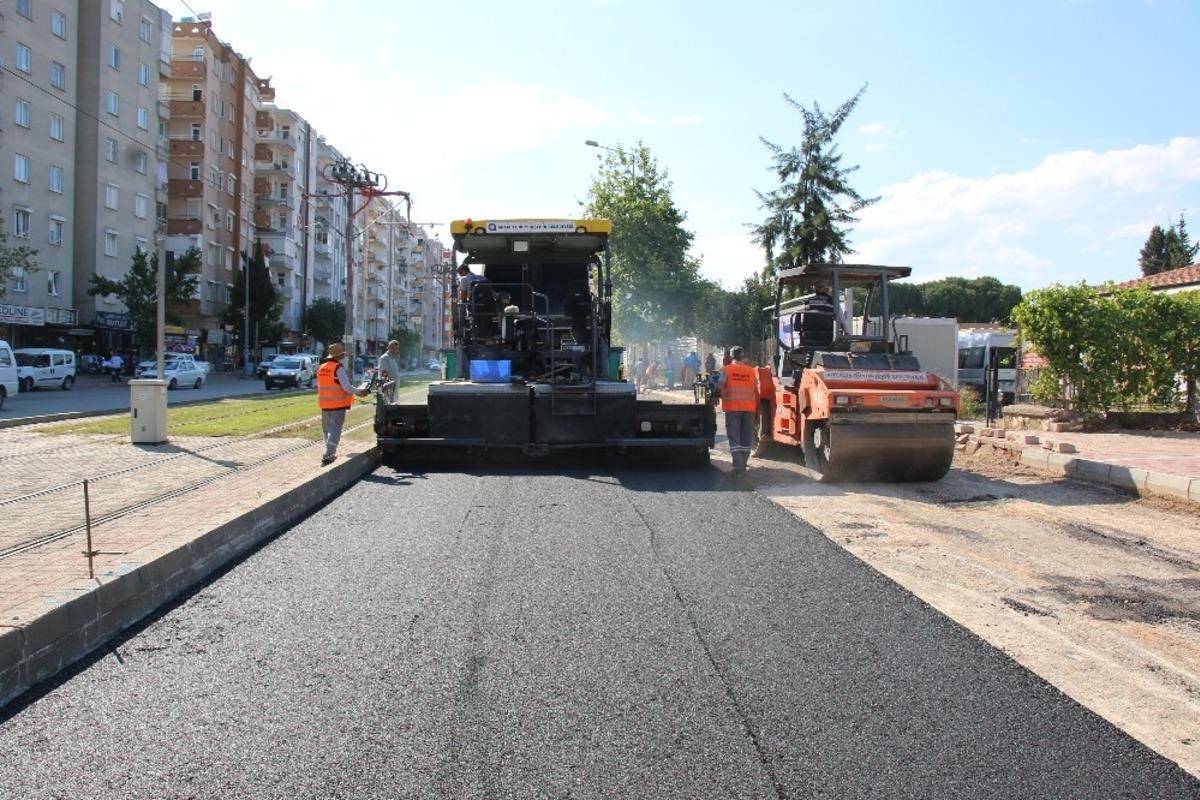 Vatan Bulvarı&rsquo;nın i&ccedil;me suyu hattı ve asfaltı yenilendi
