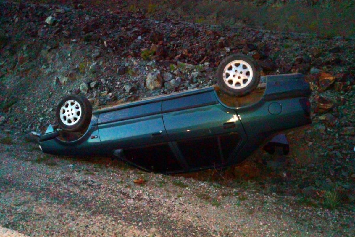 G&uuml;m&uuml;şhane&rsquo;deki trafik kazalarında 9 kişi yaralandı