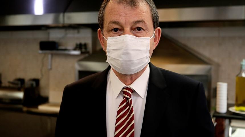 İzmir'de restoran ve kafeler hizmet vermeye başladı