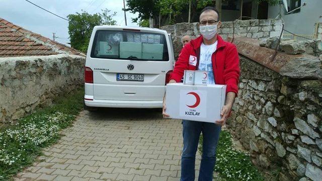 Salihli Kızılay binlerce insana el uzattı