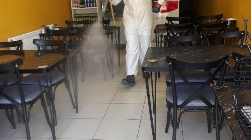 Gebze&rsquo;de kafe ve lokantalar dezenfekte edildi