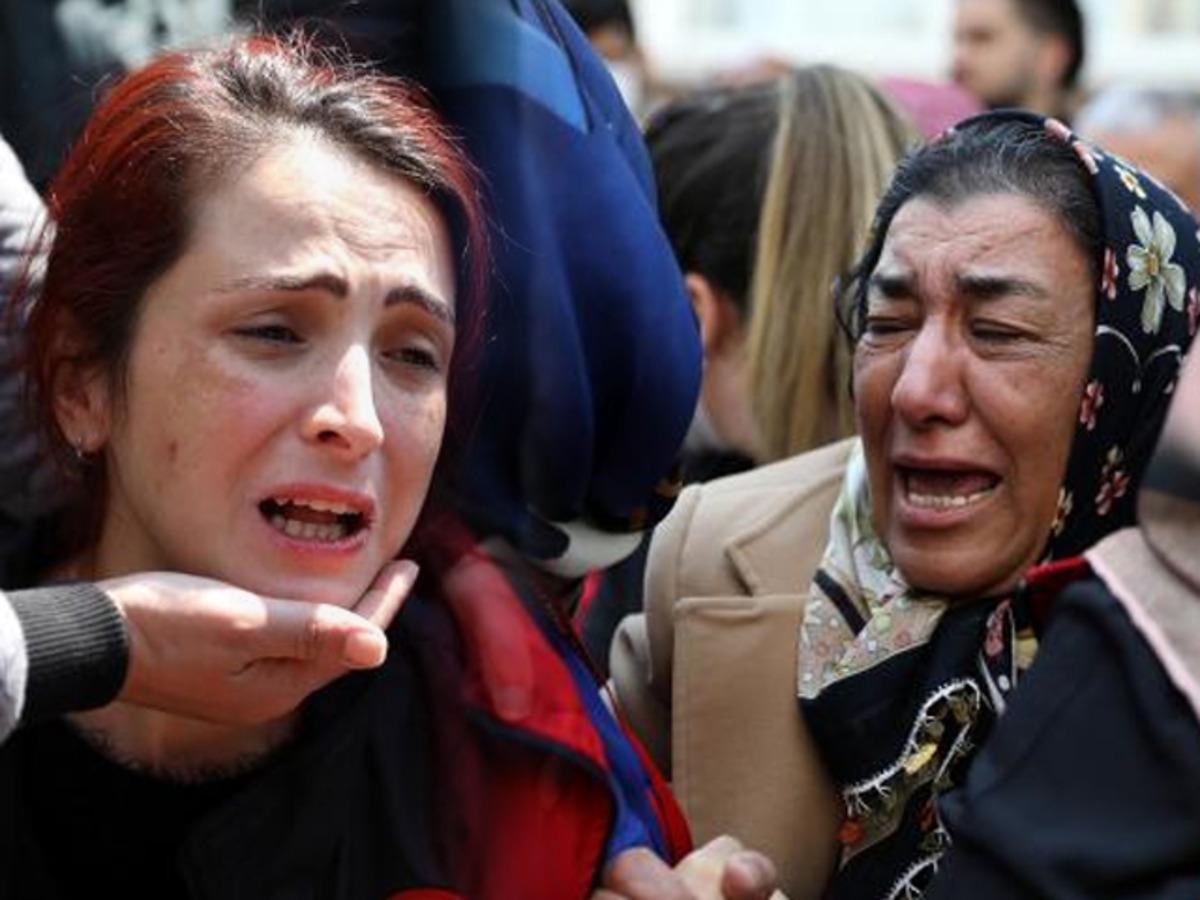 Şehit Erman &Ouml;zcan son yolculuğuna uğurlandı! G&ouml;zyaşları sel oldu