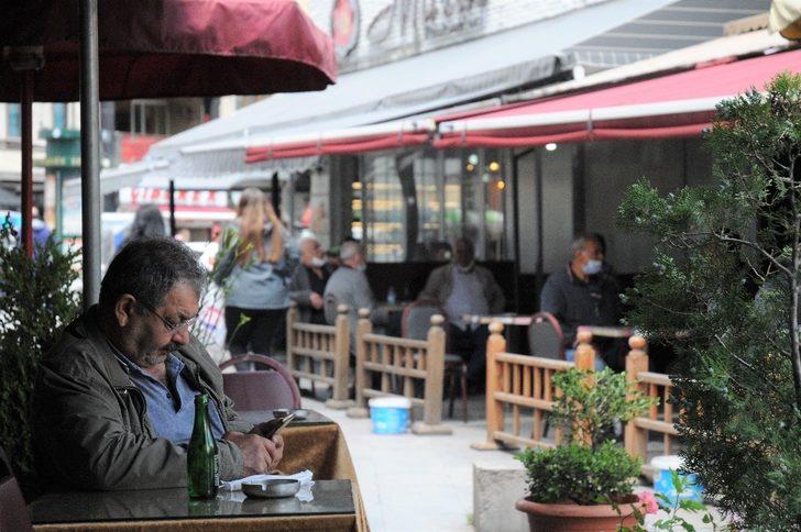 Normalleşmenin ilk gününde yoğunluk yaşandı G1