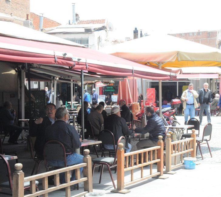 Normalleşmenin ilk gününde yoğunluk yaşandı G2