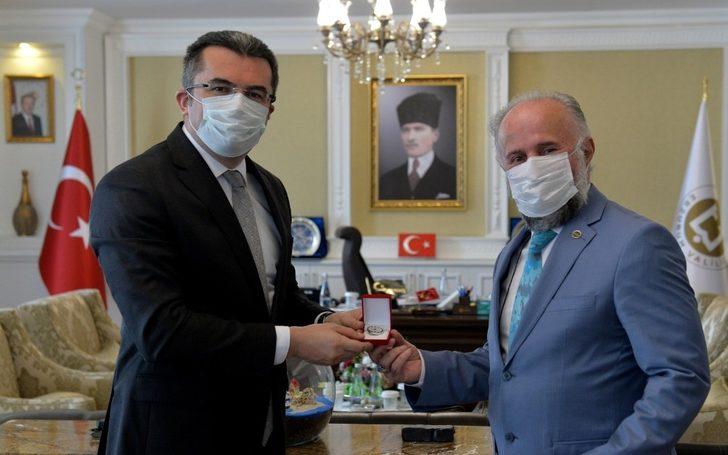 Müftü Sula’dan Vali Memiş’e veda ziyareti G3