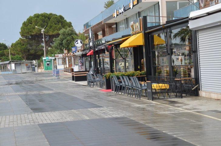 Didim’de plajlar yağış nedeniyle yine boş kaldı G2