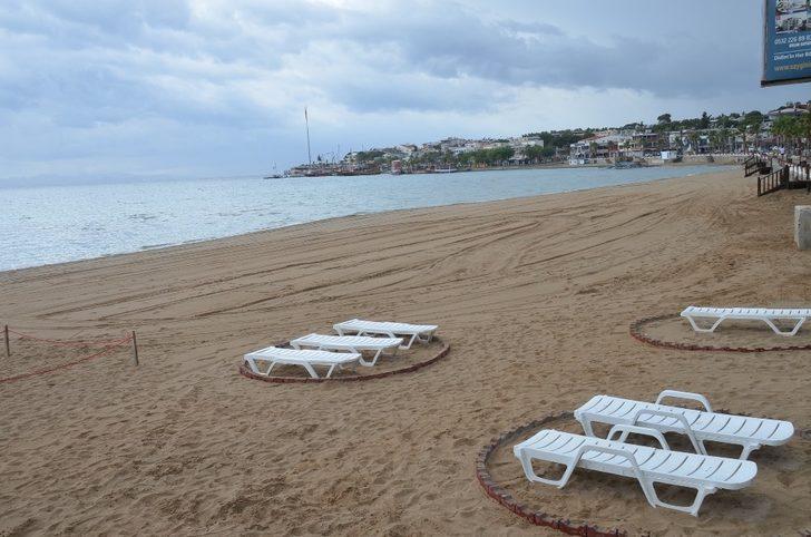 Didim’de plajlar yağış nedeniyle yine boş kaldı G4