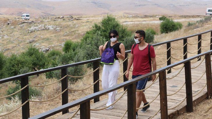 Dünyanın ilk tapınağı Göbeklitepe, yeniden ziyarete açıldı G2