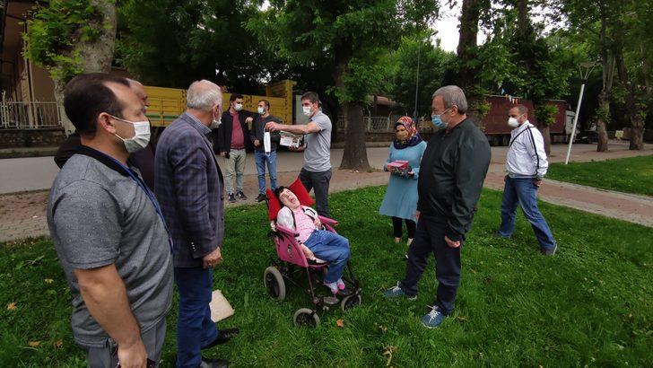 Sürüsü, 6 aracı, villası olanlar da 1000 liralık yardım için başvurmuş G3