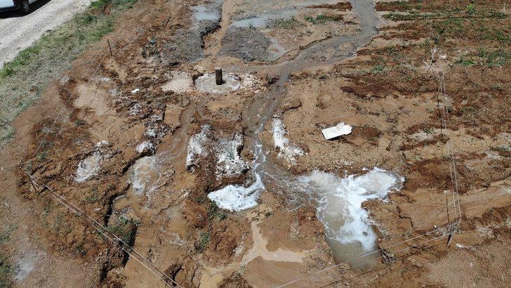 Şaşkına çeviren olay! Bahçesine sondaj vurdurdu maden suyu çıktı G1