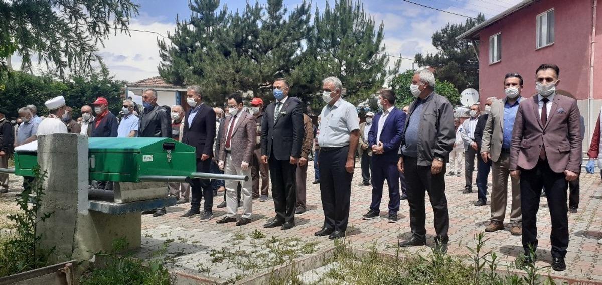 Salim Savcı doğum g&uuml;n&uuml;nde toprağa verildi
