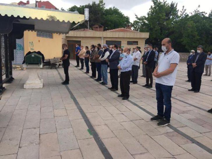 Mehmet Ali Demirel son yolculuğuna uğurlandı! Cenazede yürek yakan detay G3