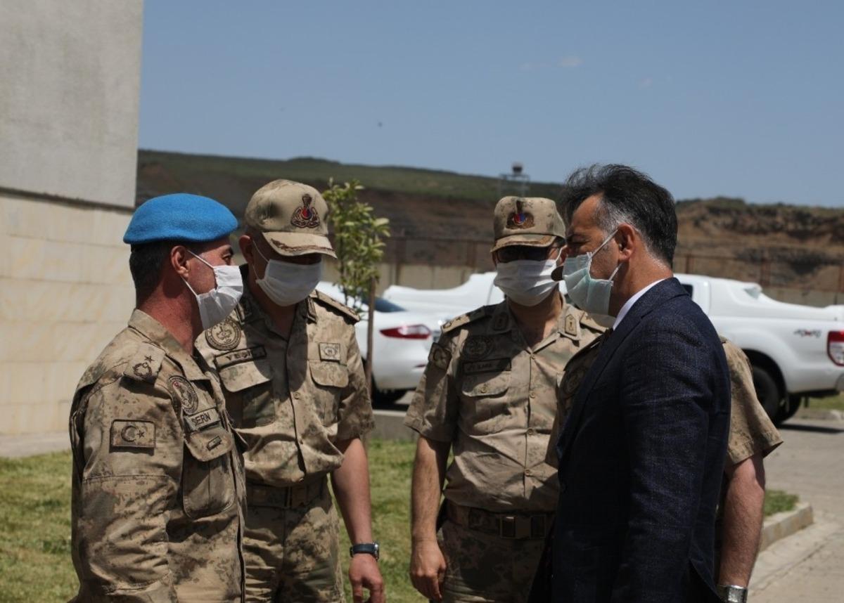 Bitlis Valisi &Ccedil;ağatay&rsquo;dan &Ouml;zel Harekat Tabur Komutanlığına ziyaret