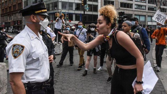 ABD'nin dört bir yanında protestolar düzenlendi.