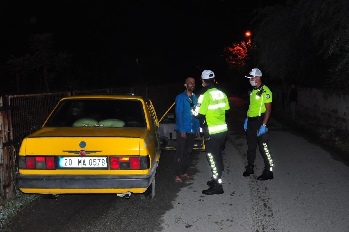 Kaza yapan alkoll&uuml; s&uuml;r&uuml;c&uuml; polis ekiplerinin sabrını sınadı