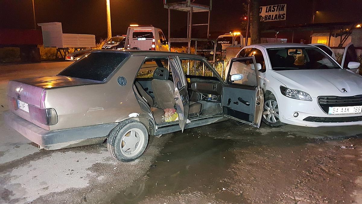Pusu kurup ateş etti, polisi g&ouml;r&uuml;nce ka&ccedil;tı