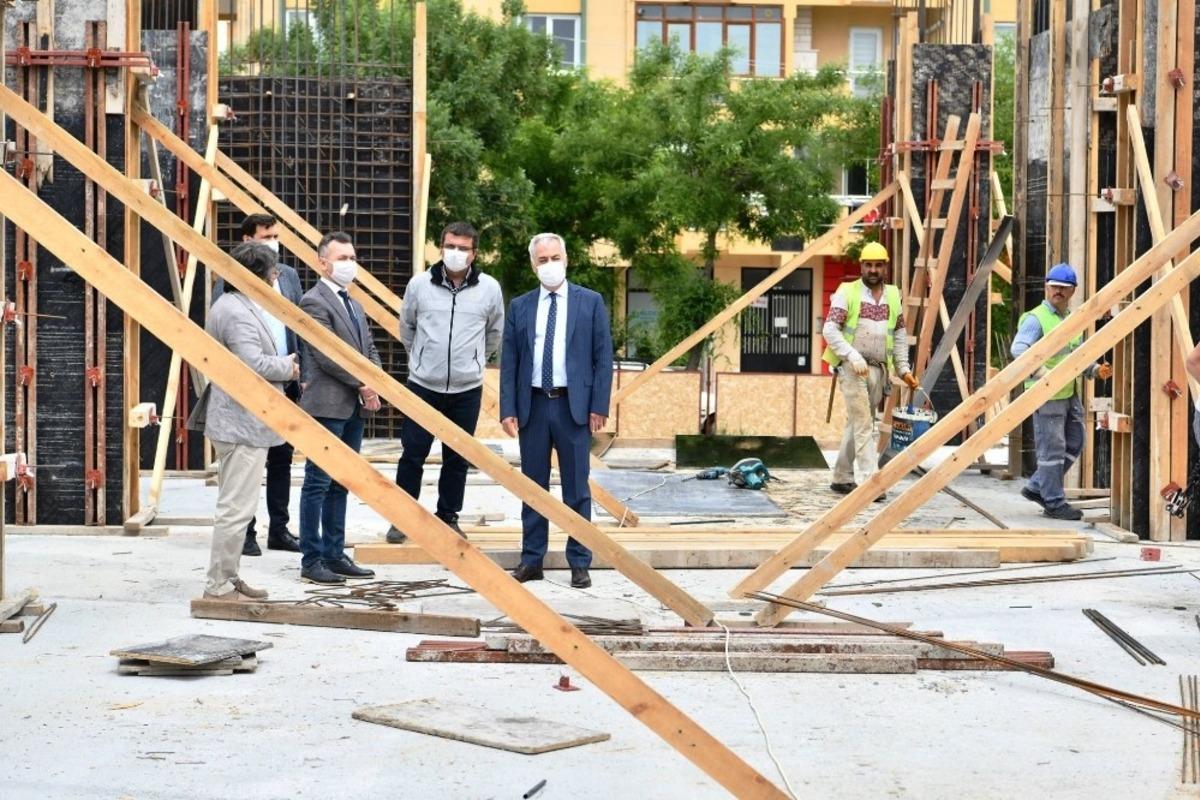 Isparta&rsquo;da depreme dayanıksız 3 okul yıkıldı, yeni okul yatırımları başladı