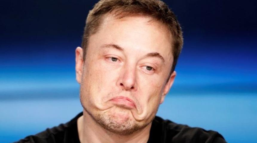 Elon Musk Twitter'ı bir kez daha bıraktı!
