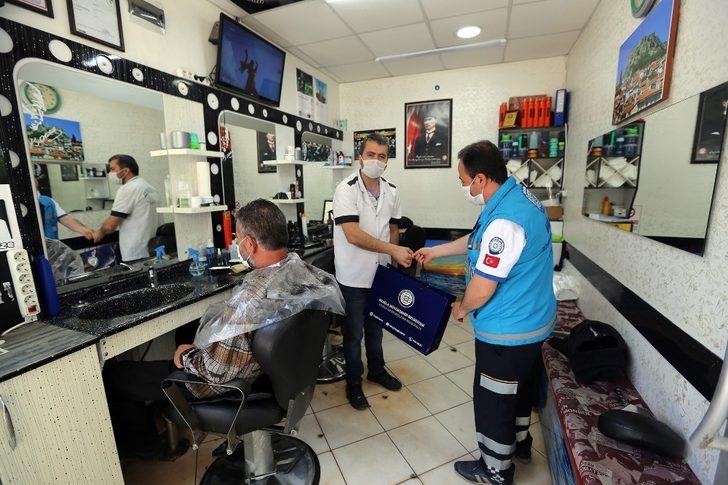 Muğla Büyükşehir 662 bin maske dağıttı G3