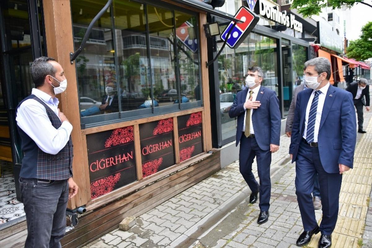 Başkan Yılmaz&rsquo;dan yeniden kepenk a&ccedil;an esnafa ziyaret