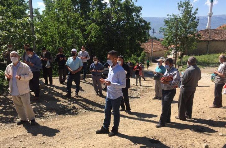 Tokat’ta sosyal mesafeli "yağmur duası" G1