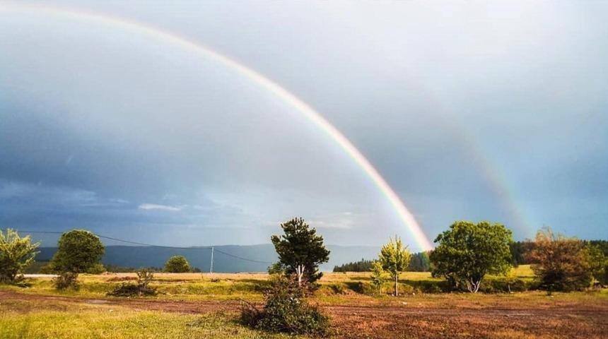 Sinop’ta gökkuşağına sis eşlik etti