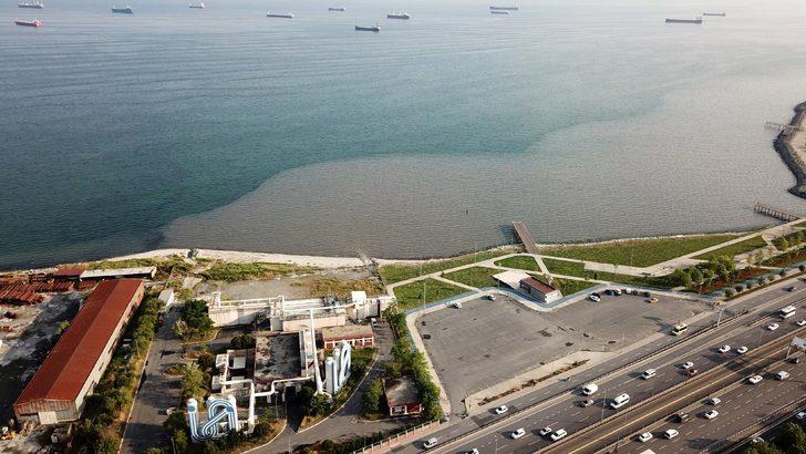 İSKİ tesisinden bırakılan su denizin rengini değiştirdi! G4