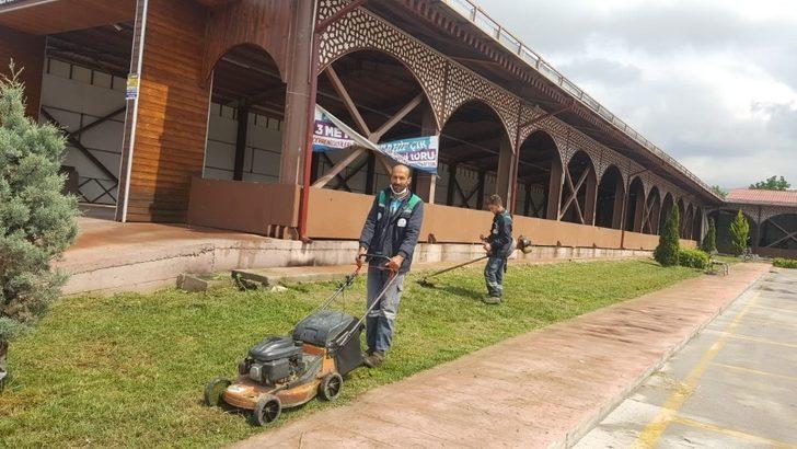 Başiskele’de ot biçme çalışmaları sürüyor G1