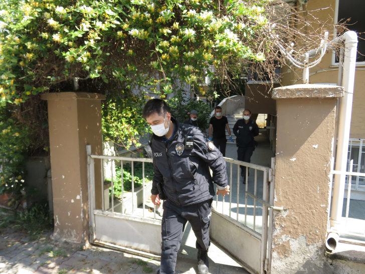 Ev arkadaşını öldüren Türkmenistanlı polise teslim oldu G3