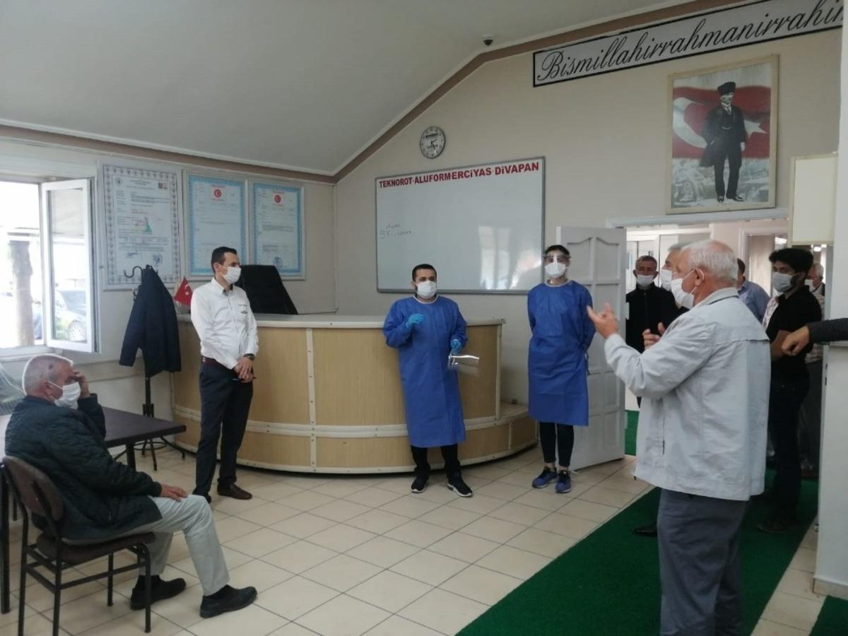 Taşıyıcı esnafı&rsquo;na sağlık &ccedil;alışanları eğitim verdi