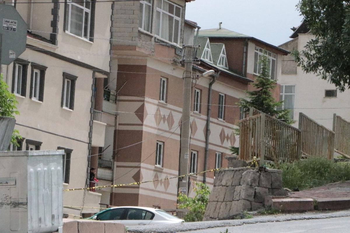 58 kişinin yaşadığı 6 apartmandaki karantina 14 g&uuml;n uzatıldı