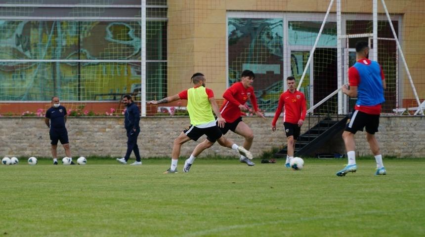 Kayserispor galibiyete şartlandı