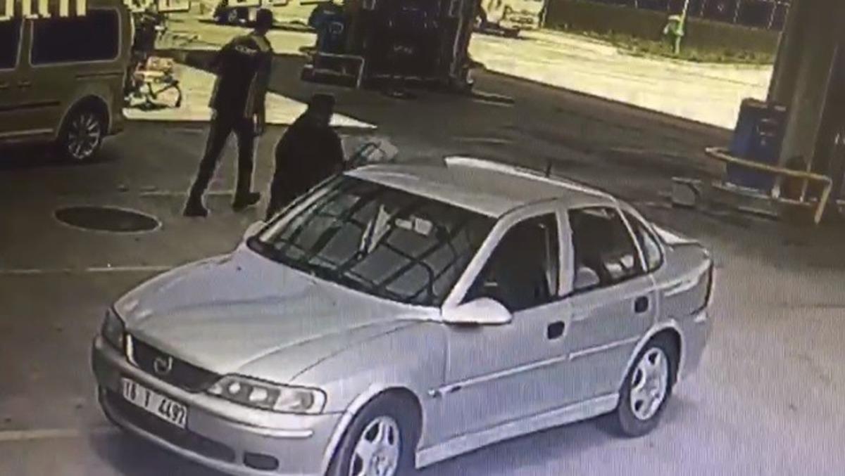 Koronavir&uuml;s maskeli katil zanlısı kamerada