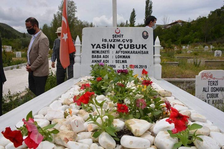 Şehit Yasin Çubuk, şehadetinin yıldönümünde kabri başında anıldı G2