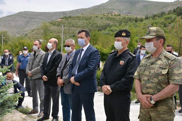 Şehit Yasin Çubuk, şehadetinin yıldönümünde kabri başında anıldı G3