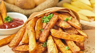 Meğer fast food zincirlerindeki çıtır çıtır patatesin sırrı buymuş! İşte o tarif...
