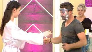 Kuaförüm Sensin'de kıskançlık krizi! Eşini öyle görünce...