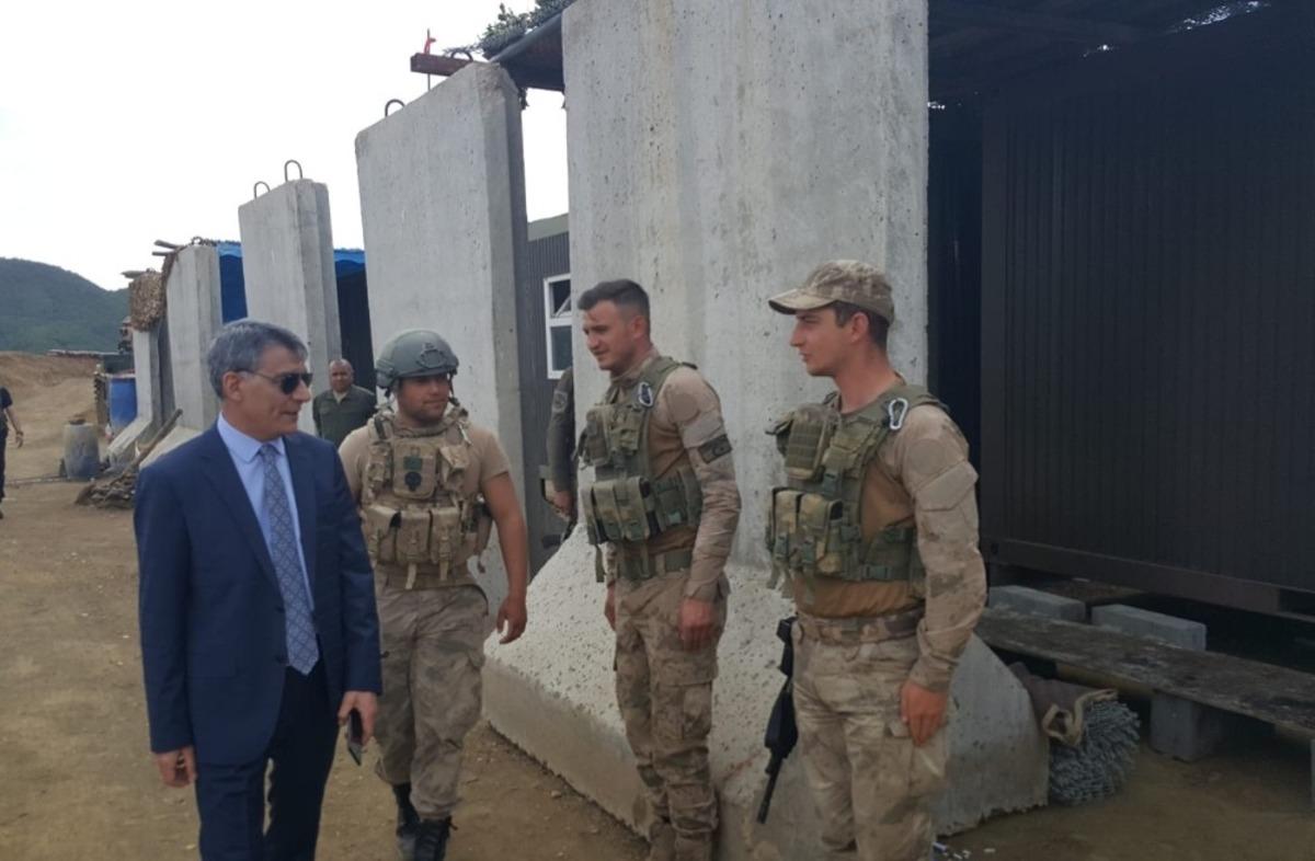 Kaymakam &Ouml;zkan&rsquo;dan operasyon b&ouml;lgesindeki askerlere ziyaret