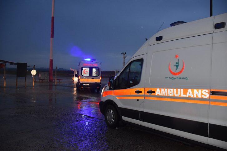 Mısır'da Kovid-19'a yakalanan Türk aile ambulans uçakla Türkiye'ye getirildi G1