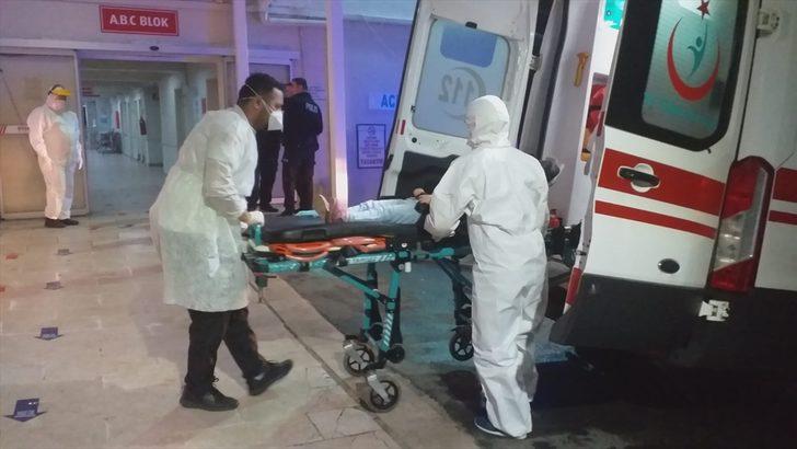 Mısır'da Kovid-19'a yakalanan Türk aile ambulans uçakla Türkiye'ye getirildi G2