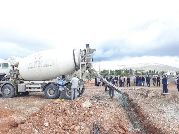 Altıntaş ilçesine modern hayvan pazarı G2