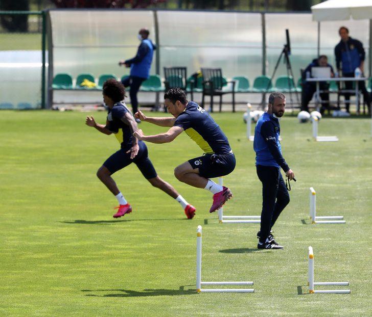 Fenerbahçeli Ömer Faruk Beyaz'dan harika asist G2